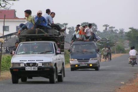 Travel to Cambodia by vehicle