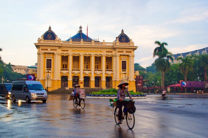 Hanoi - Ha Long - Ho Chi Minh