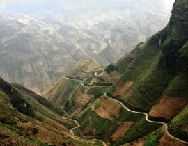 Ma Pi Leng Pass