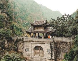Am Tien Cave