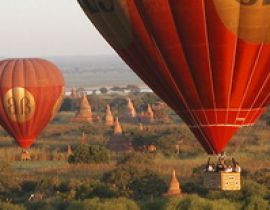 Balloon over Bagan