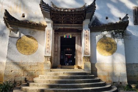 Hmong King’s Palace