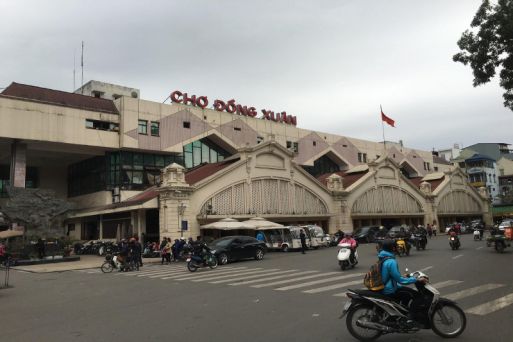 Dong Xuan Market