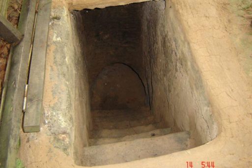 Cu Chi Tunnels 