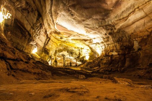Phong Nha Cave
