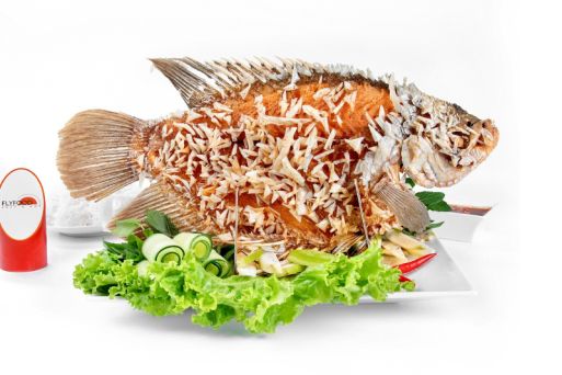 Ca Tai Tuong Chien Xu  (Deep-Fried Elephant Ear Fish)