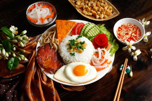 Com Tam (Broken Rice with Grilled Pork)