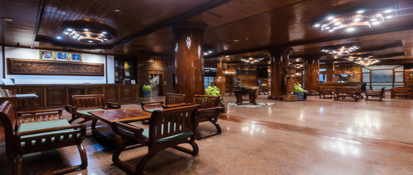 Pierre Hotel Spa