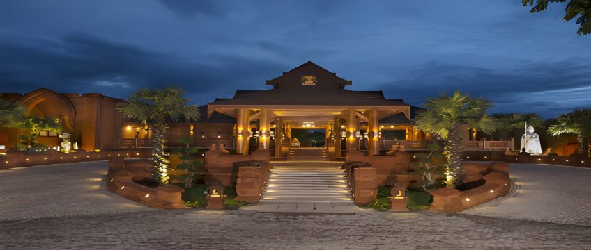 Heritage Bagan Hotel