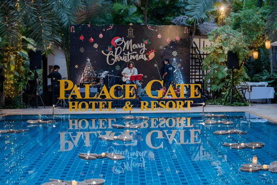 Palace Gate Hotel