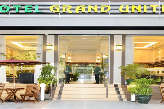 Hotel Grand United ( Ahlone )