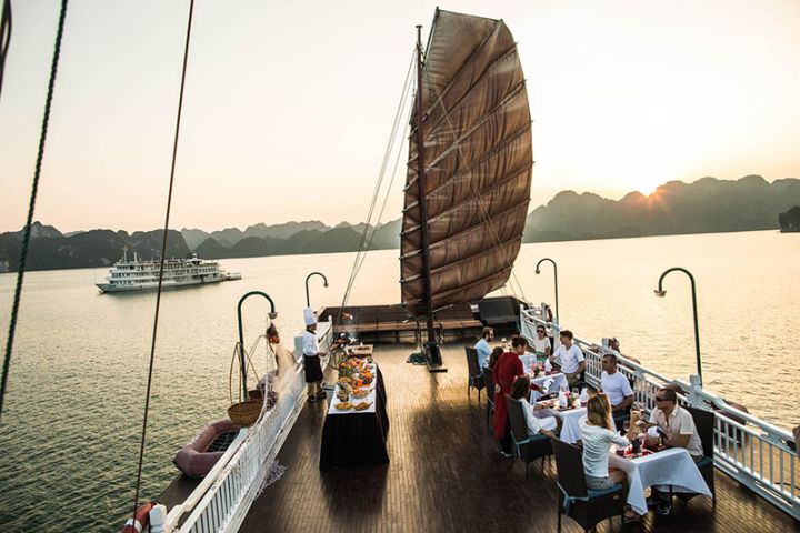 Halong Bay - Danang Beach