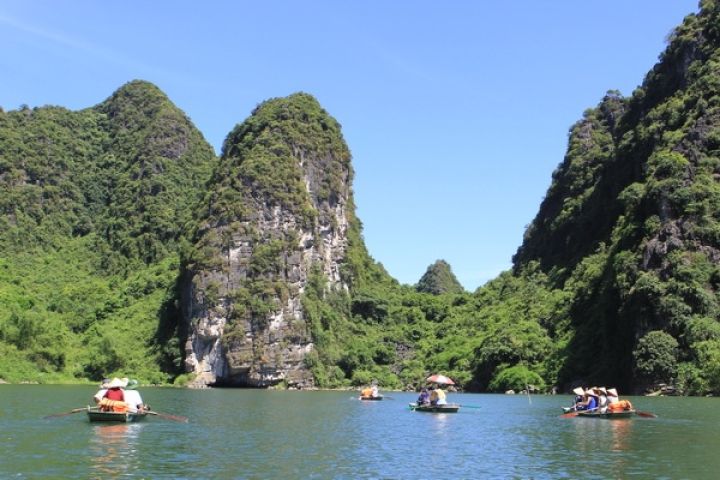 Hanoi - Halong Bay - Ninh Binh (Overnight At Hotel)