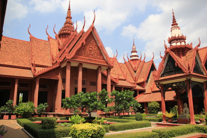 Phnom Penh, National Museum, sightseeing, authentic travel